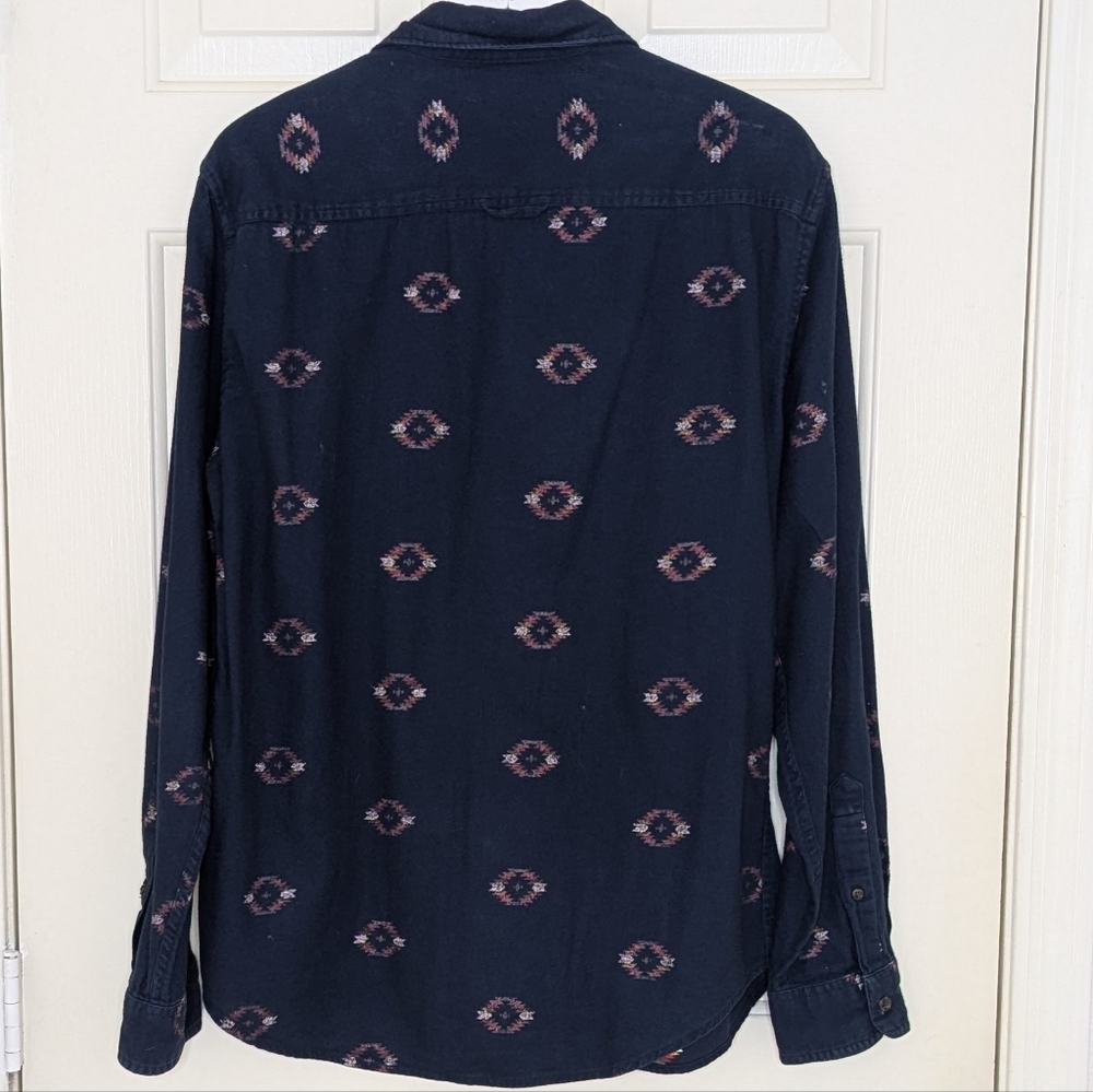 VTG Urban Pipeline Ultimate Flannel Shirt Navy Aztec Native American Print M - Picture 10 of 11